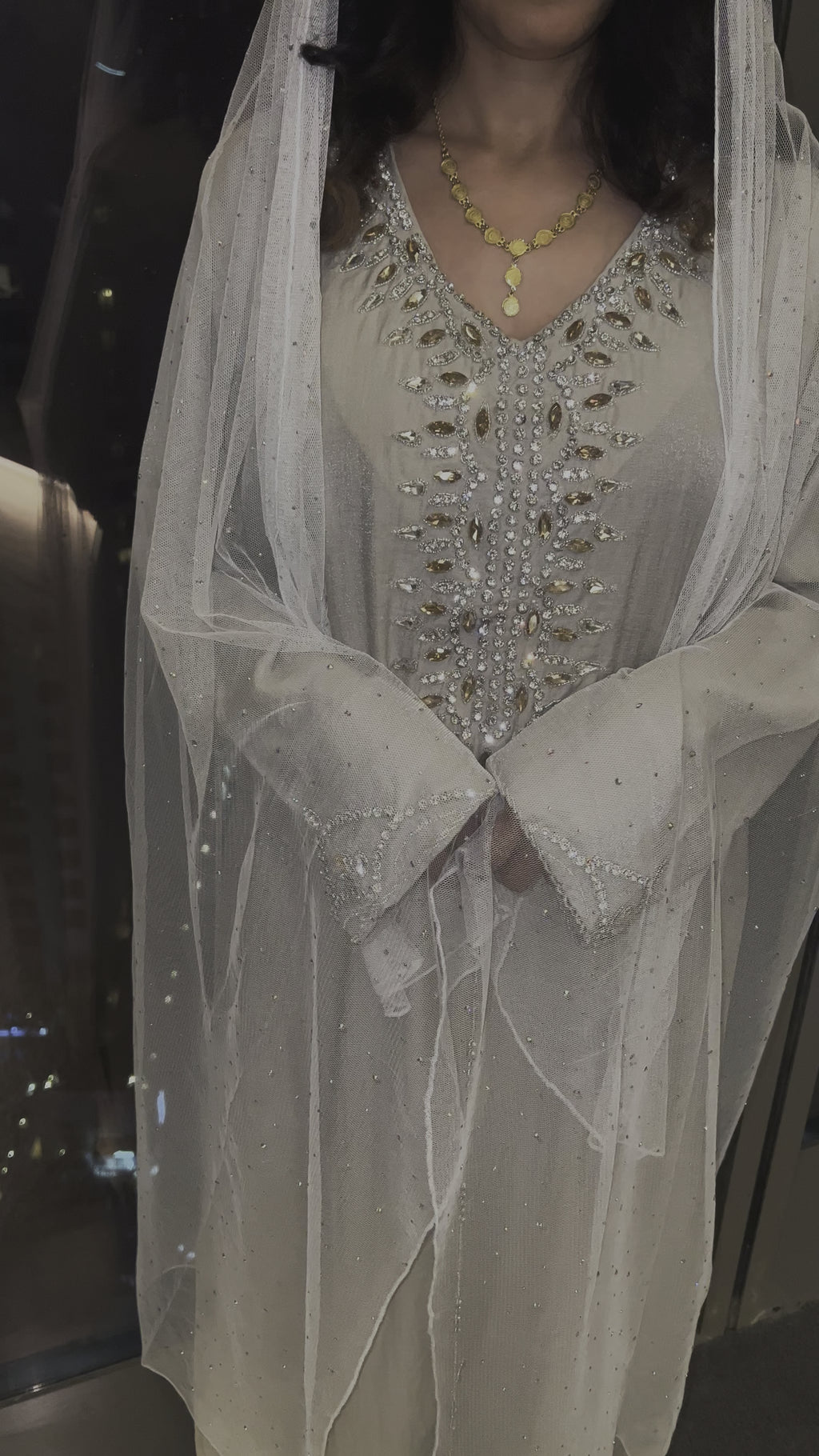 Light Grey Edition Shimmer Makhawer