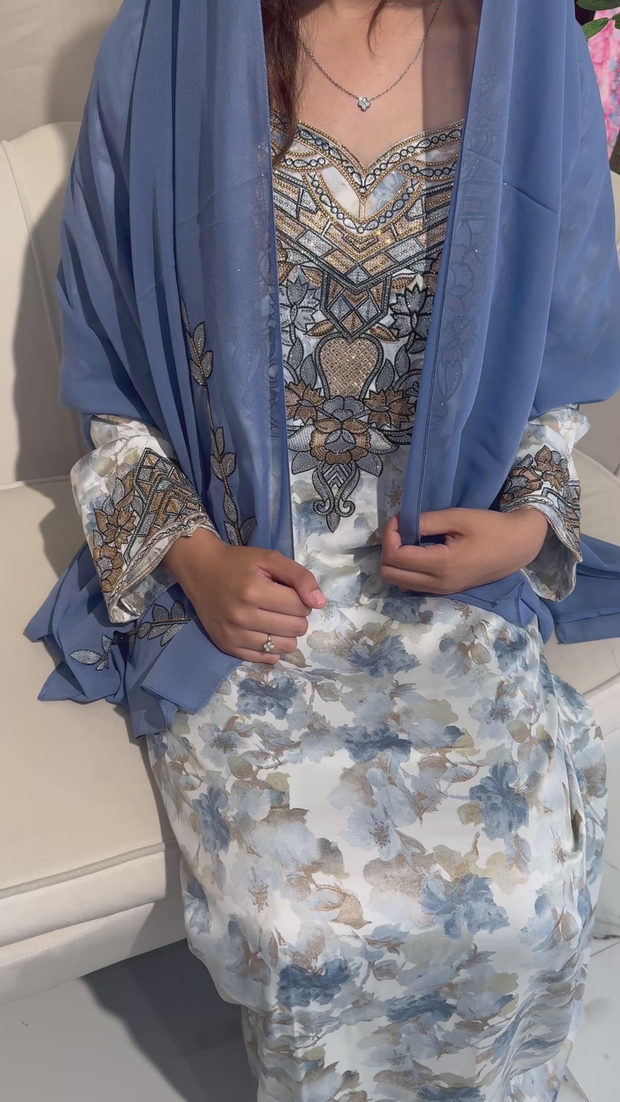 Light blue Makhawer & Sheila