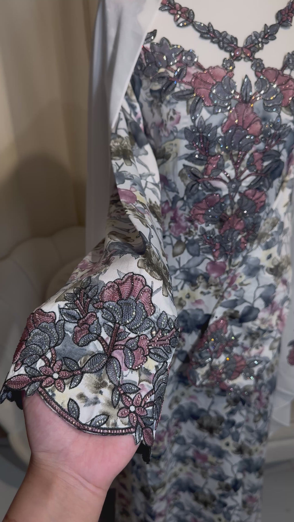 Grey & Pink Cut Out Makhawer