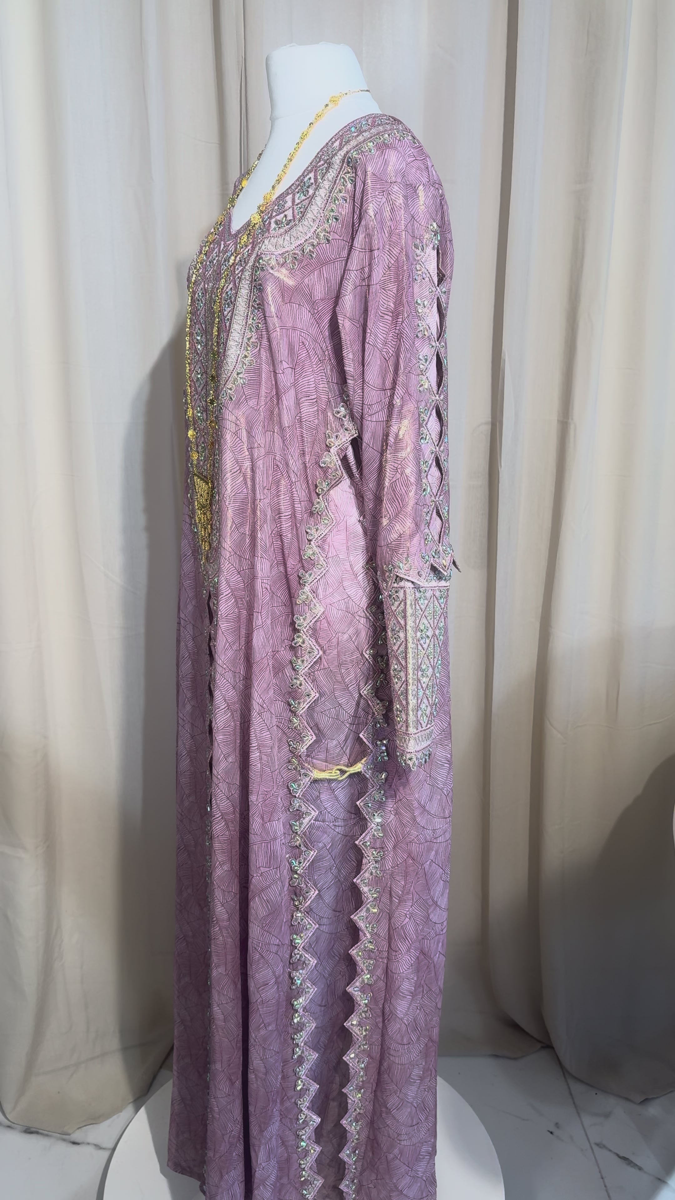 *VIP* Pink Emirati Makhawer